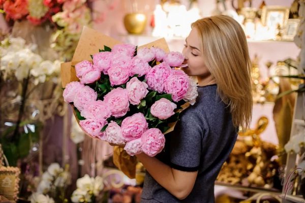 Служба доставки цветов: волшебство и радость с каждым букетом