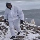 «Сталь между ног»: Русский бесстрашный фотограф, показал как надо фотографировать полярного медведя «Сталь между ног»: Русский бесстрашный фотограф, показал как надо фотографировать полярного медведя