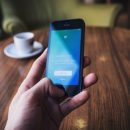 Официальный и фейковый Twitter-аккаунты Роскомнадзора вступили в переписку Официальный и фейковый Twitter-аккаунты Роскомнадзора вступили в переписку